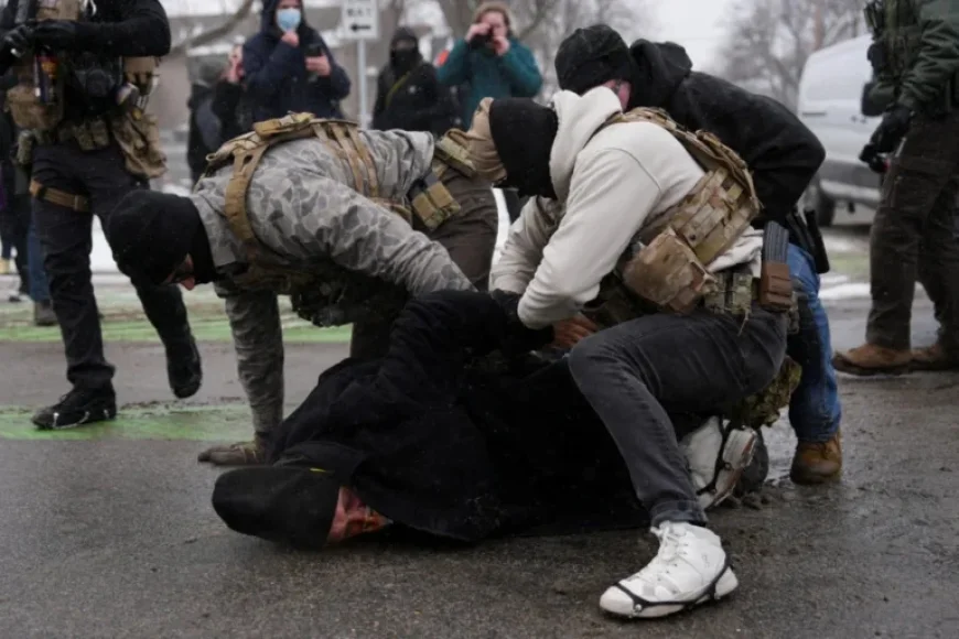 Memo Reveals Immigration Officers’ Claim to Enter Homes Without Warrants