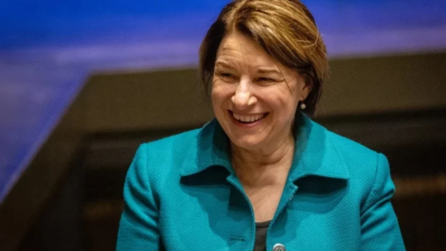 Senator Amy Klobuchar Considers Minnesota Governor Run Following Walz’s Exit