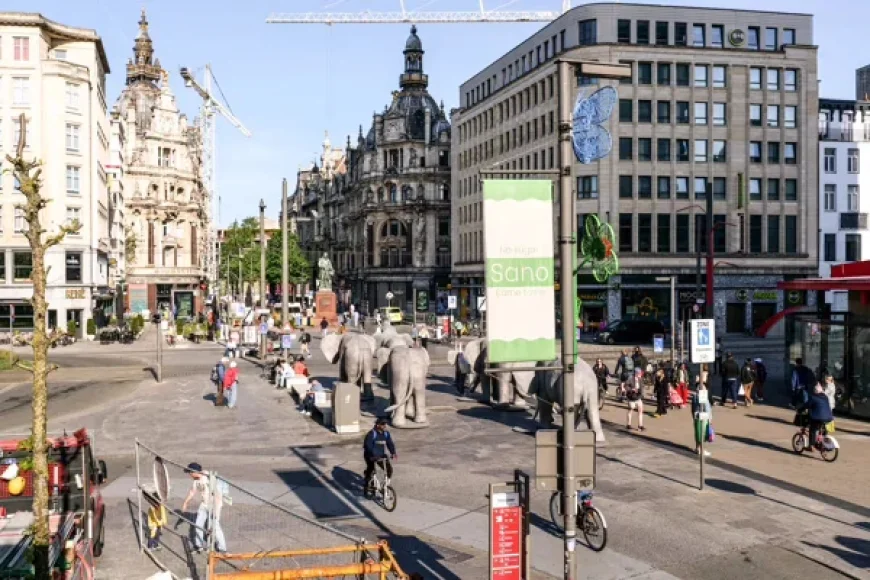 Two Suspects Arrested After Six Stabbed in Central Antwerp Protest