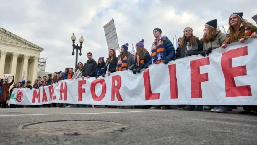 Social Conservatives Urge Trump to Crack Down on Abortion Pills