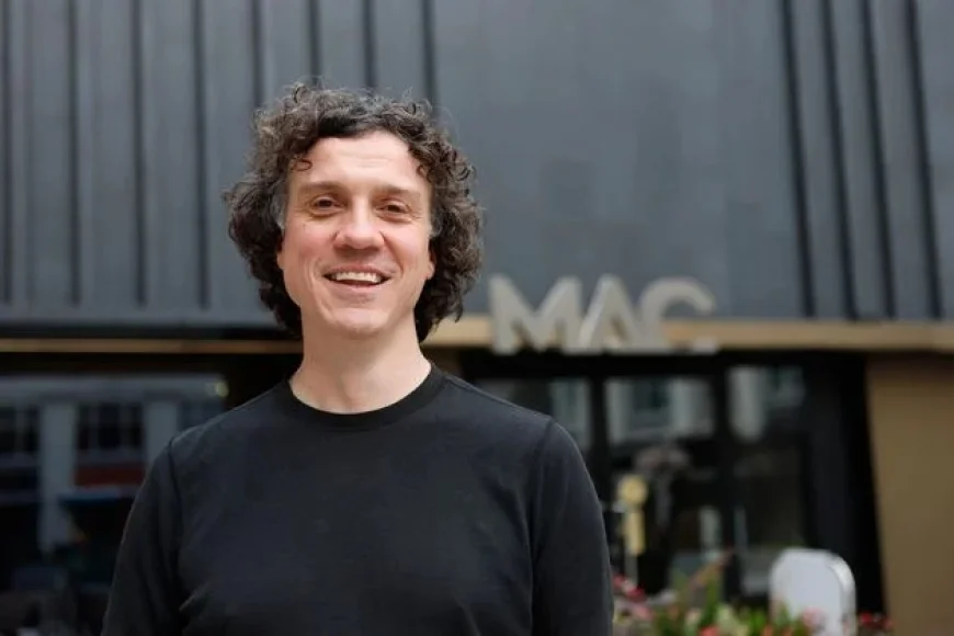 Darragh Ennis on TV Stardom, New Tour, and Bradley Walsh’s Joke