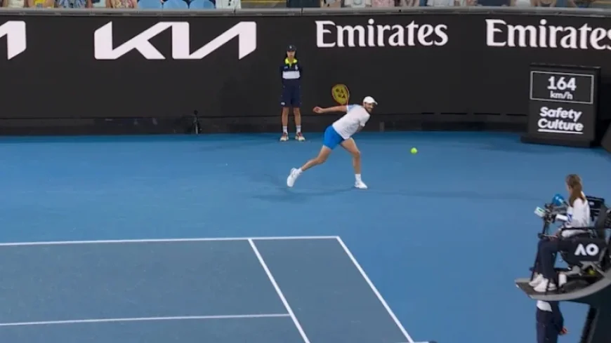 Vacherot Dazzles Shelton with Spectacular ‘Boomerang’ Winner