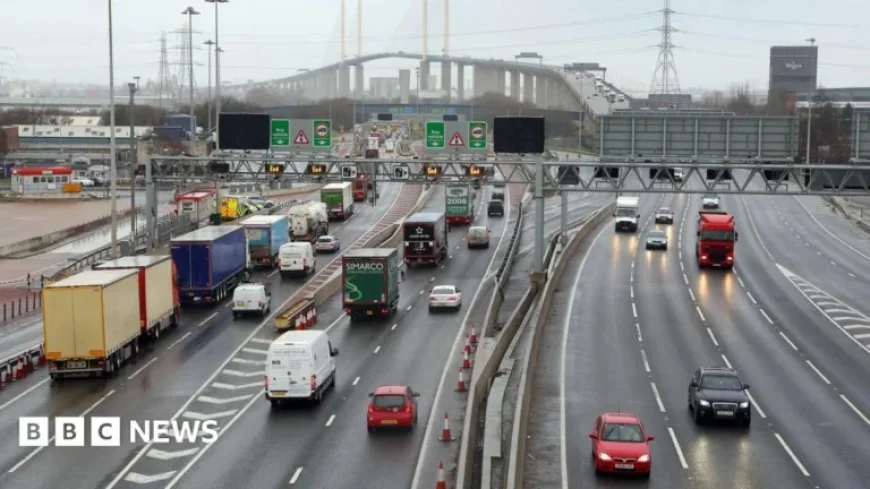 Lorry Crash Closes Dartford Crossing Tunnel Near QEII Bridge