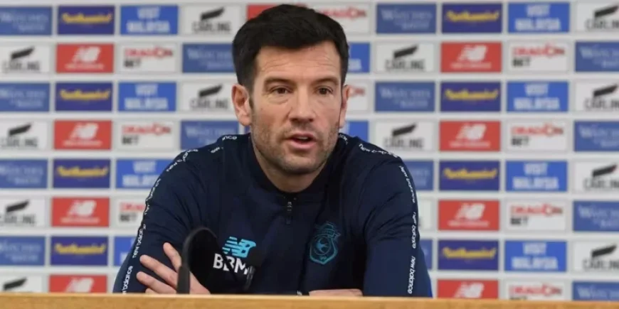 Pre-Match Insights: Brian Barry-Murphy on Stockport County