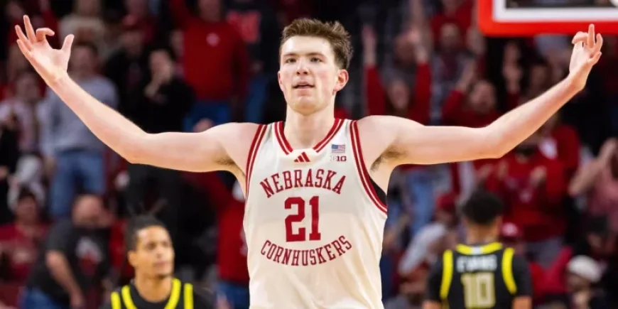 Seventh-Ranked Huskers Visit Minnesota for Key Matchup