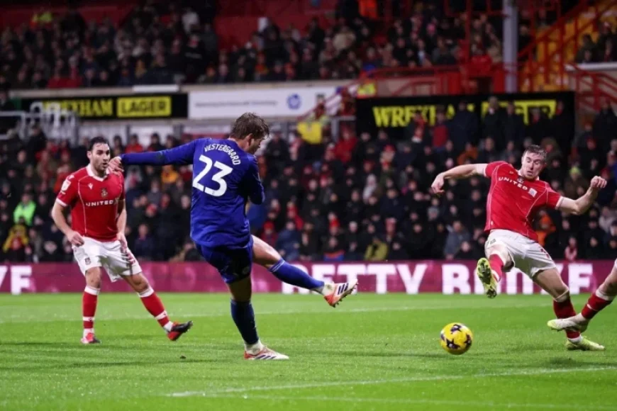 Wrexham Must Halt Trend of Losing Leads After Dropping 20 Points