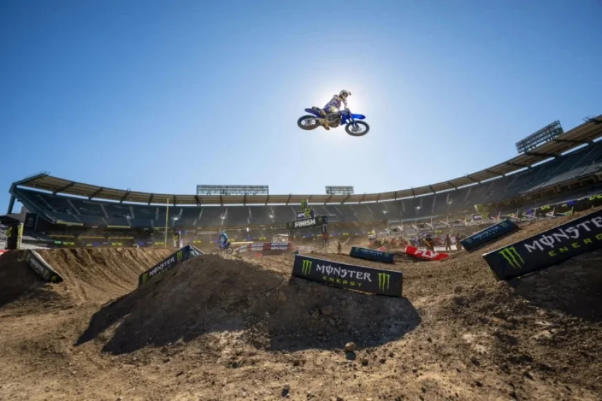 Watch 2026 Anaheim 2 Supercross Live: TV and Streaming Guide