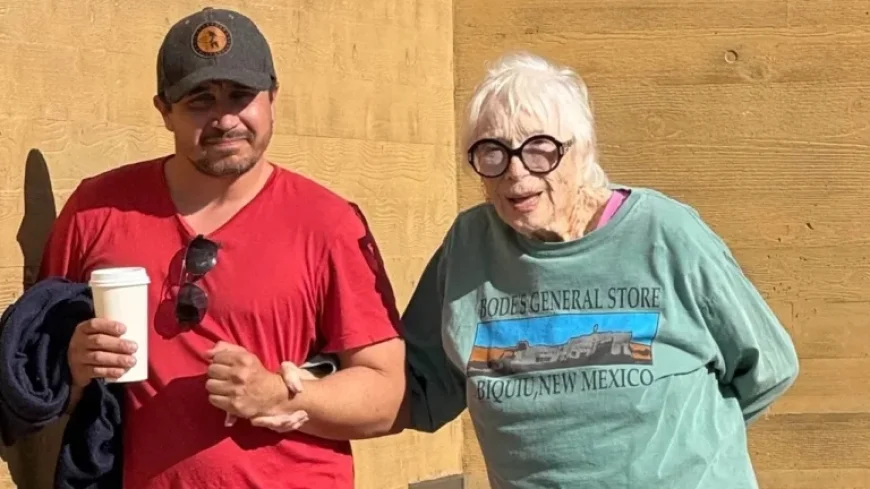 Shirley MacLaine, 91, Surprises with Rare Los Angeles Public Appearance