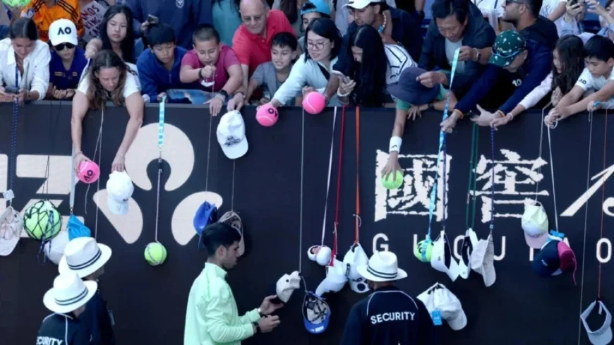 Alcaraz, Gauff, Sabalenka Advance Further in Australia Open