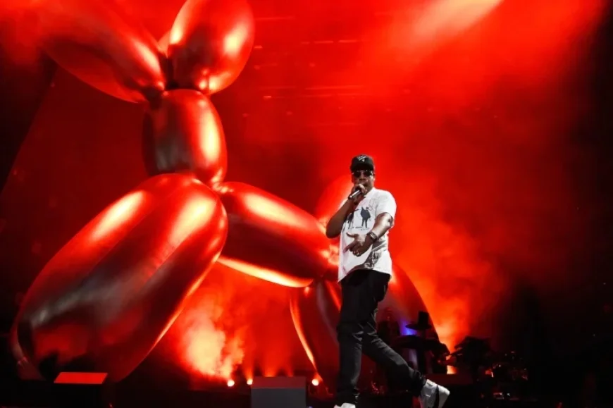 World’s Richest Musician Boasts a $2.5 Billion Fortune