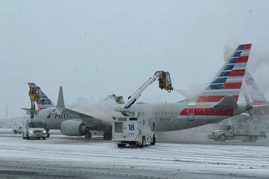 Winter Storm Forces American Airlines to Cut 800 Flights