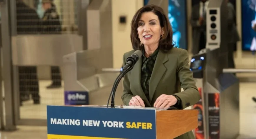Hochul Delays Youth Justice Reform, Avoids Clash with Democrats