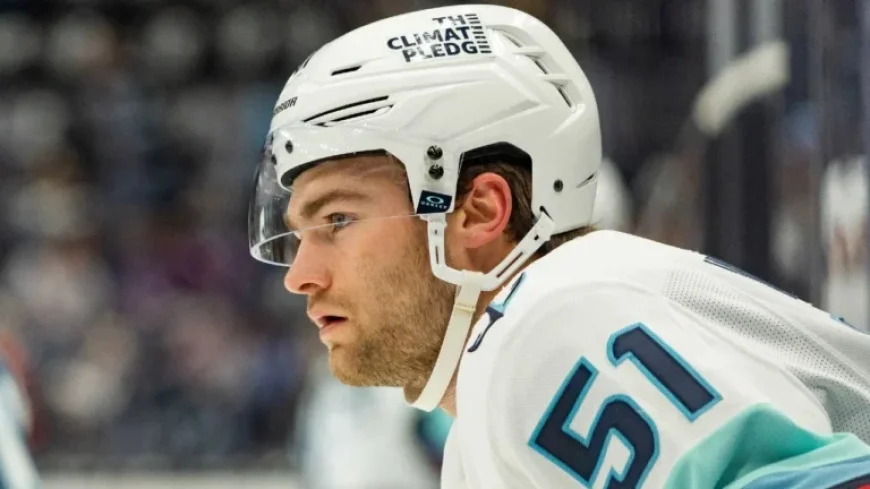 Kraken’s Shane Wright Ignores Trade Rumors