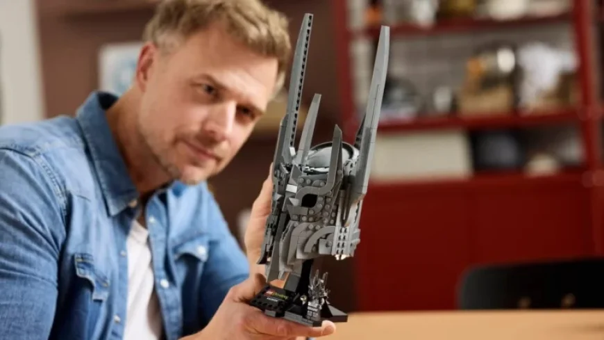 Lego Unveils Charming Dark Lord in New Lord of the Rings Set