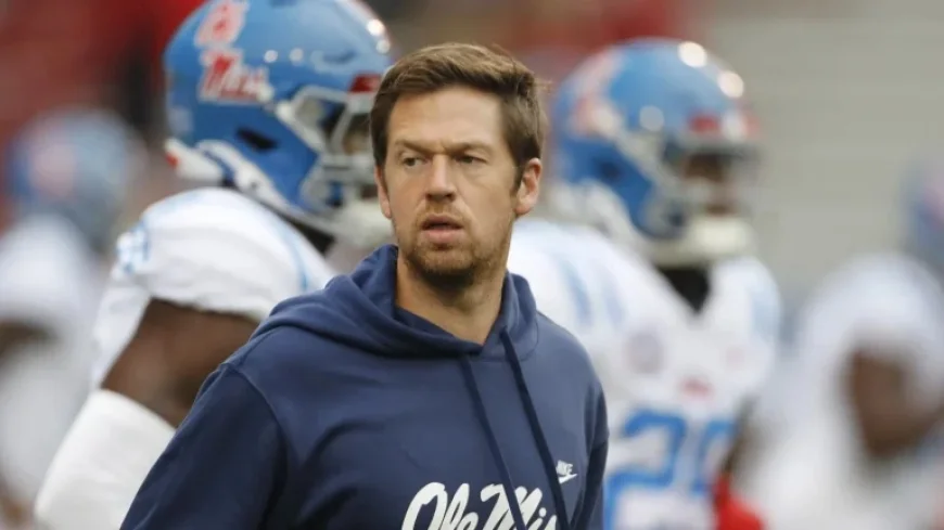 Charlie Weis Jr. Stays at LSU After Eagles Meeting