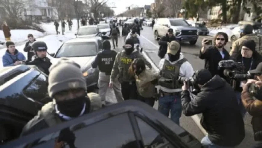 Philip Glass Withdraws World Premiere from Kennedy Center Performance