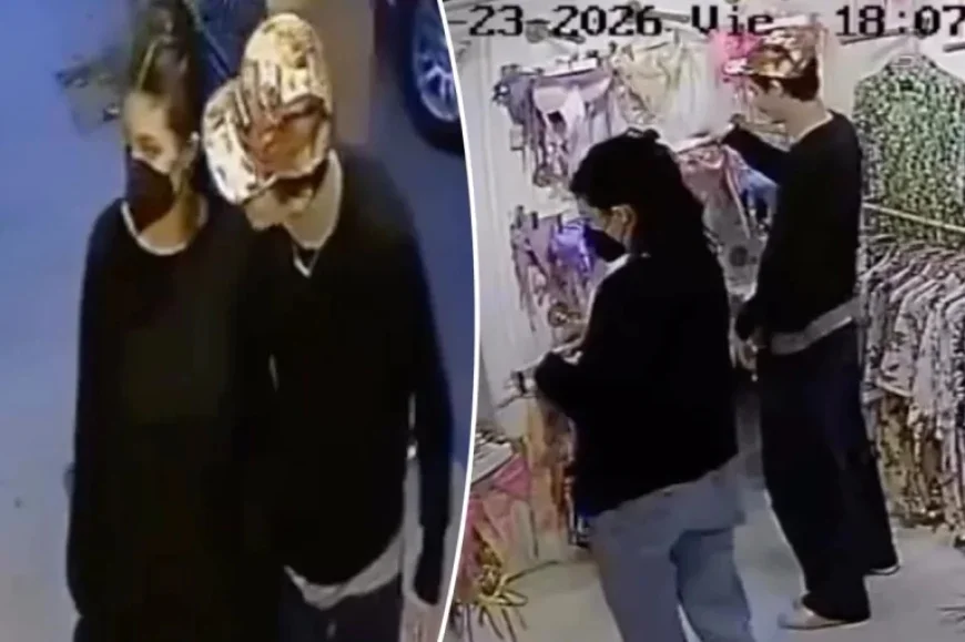 Timothée Chalamet Aids Kylie Jenner in Bikini Choice on Mexico Trip