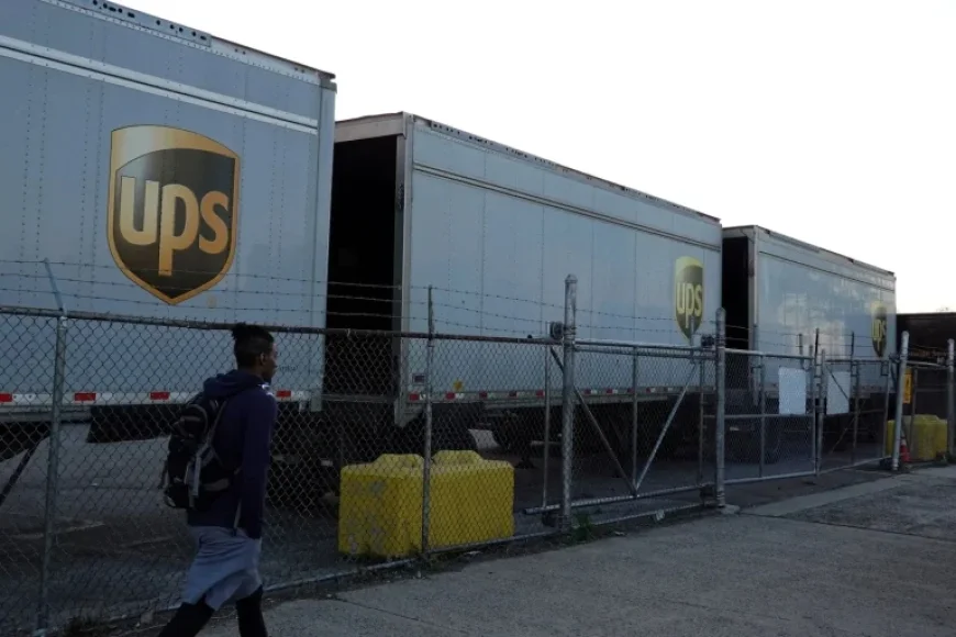 UPS to Cut 30,000 Jobs Amid Amazon Split