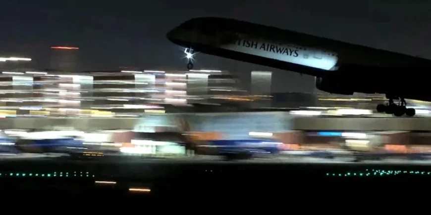 Aircraft Equipment Falls During Las Vegas Takeoff, Caught on Camera