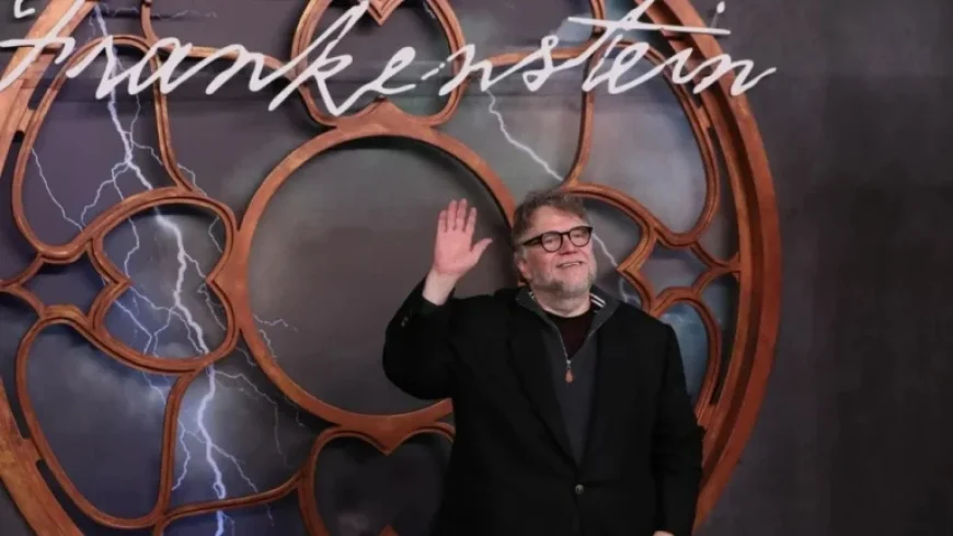 Guillermo del Toro Sings “México Lindo y Querido” at Sundance Festival