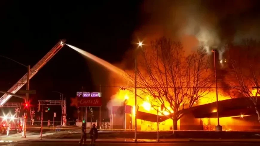 Crews Combat Major Blaze at Former Carl’s Jr. Near Fresno College