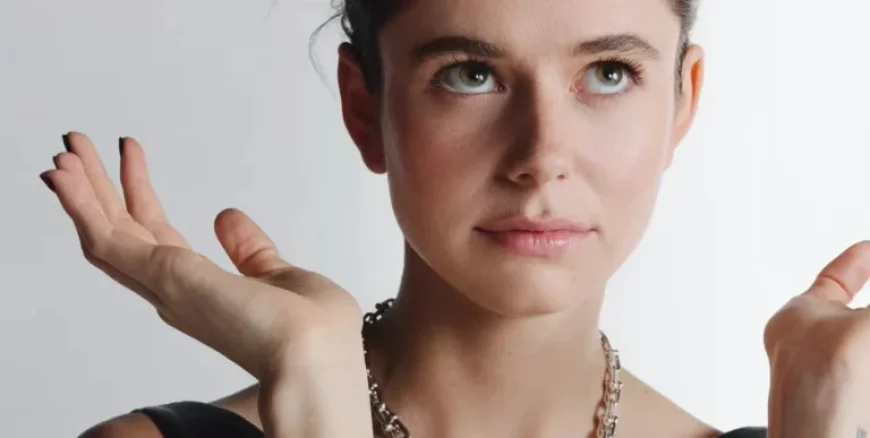 Alison Oliver Shines in Emerald Fennell’s ‘Wuthering Heights’ Adaptation