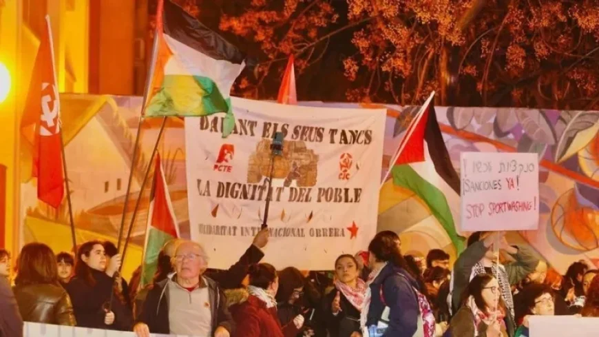 Hundreds Protest Outside Roig Arena Against Maccabi Tel Aviv Arrival