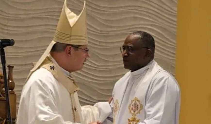 Dom Walmor Leads Missionary Mass Sending Father João Batista to Araguaia Diocese