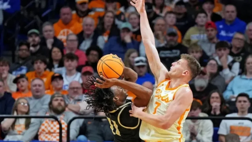 Watch Chattanooga Mocs vs. Wofford Terriers: Live Stream and TV Info