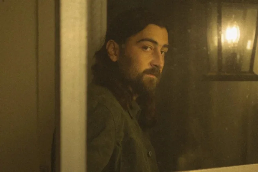 Noah Kahan Unveils Fourth Album ‘The Great Divide’