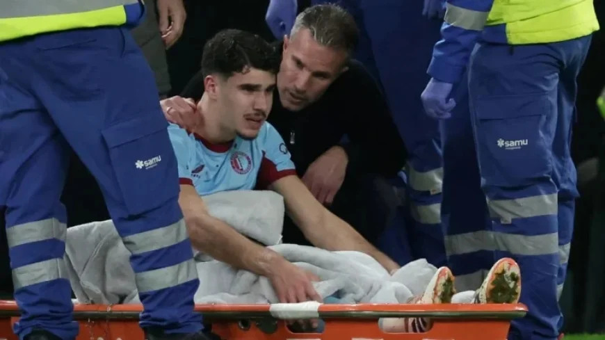 Van Persie Fears Serious Injury for Shaqueel: A Heartbreaking Blow