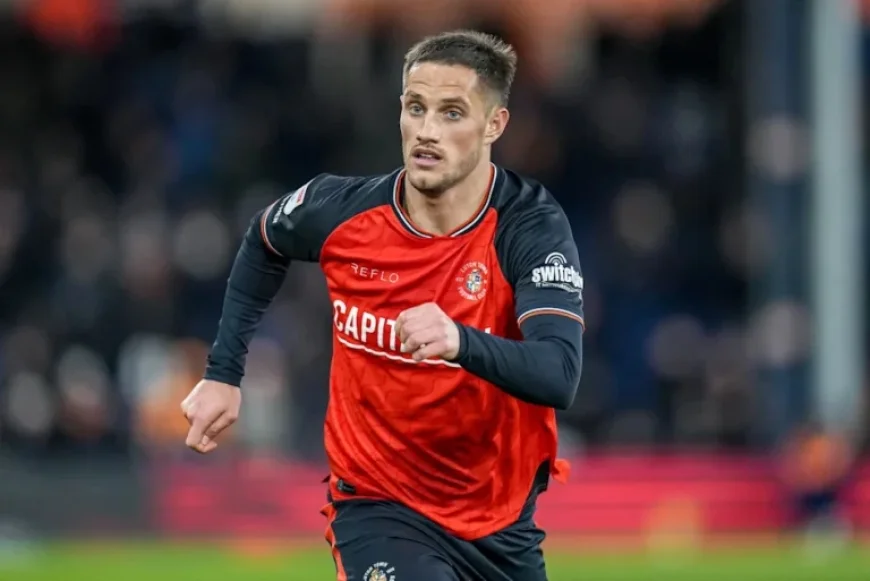 Jerry Yates Joins Sheffield Wednesday Team