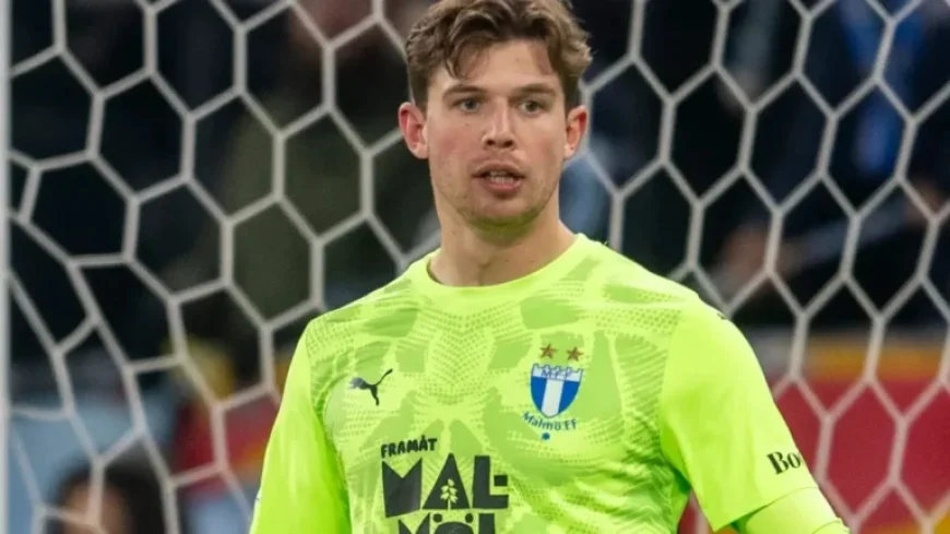 Bomben: Sells to Sunderland