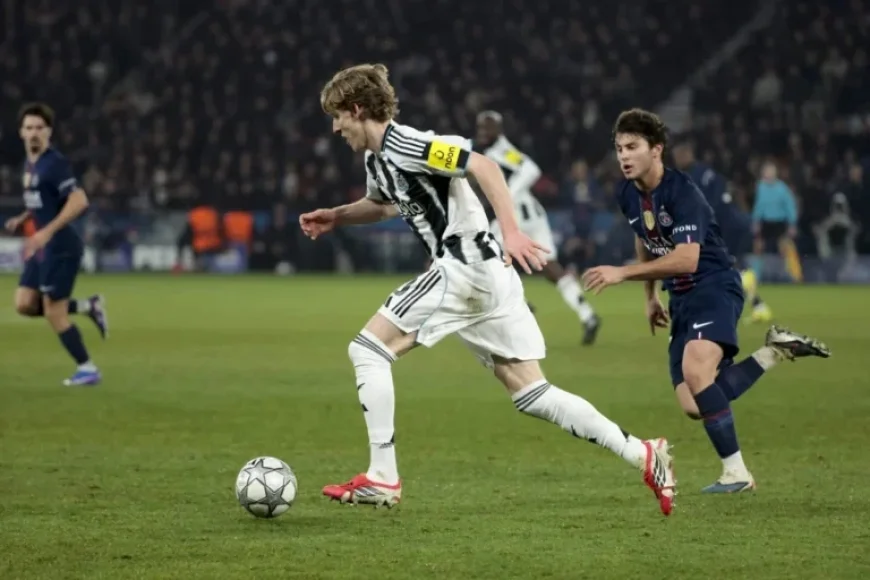 Anthony Gordon Explores Champions League vs. Premier League Differences: The Athletic