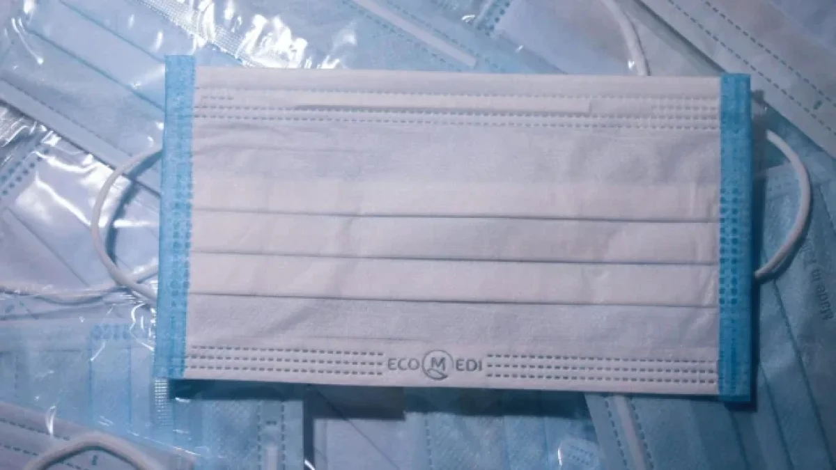 Stunning Cumbria Packaging Workers In Strike Vote Scene in 4K Stunning Cumbria Packaging Workers In Strike Vote Scene in 4K