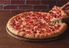 Major Pizza Chain Shuts 250 US Stores Due to Slumping Sales