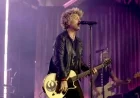Green Day’s Frontman Urges ICE Agents: ‘Quit That Job’ at Super Bowl Event