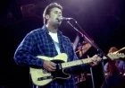 Vince Gill Reflects on Discovering His Definitive Telecaster Guitar