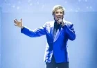 Barry Manilow Delays More Arena Shows During Cancer Recovery