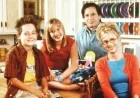 Hilary Duff and ‘Lizzie McGuire’ Cast Mourn Robert Carradine’s Passing