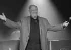 Neil Sedaka, Iconic 1960s Singer-Songwriter, Dies at 86
