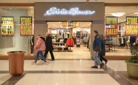 West Acres to Lose Stores as Two Longtime Retailers Plan Closures