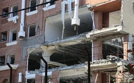 Blast Kills One in Iranian Port City Before Naval Drill in Hormuz Strait