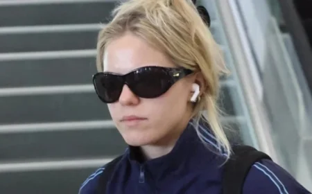 US Pop Star Renee Rapp Surprises Sydney During Australian Tour