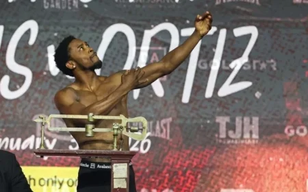 Keyshawn Davis Defeats Jamaine Ortiz in Junior Welterweight Debut Victory