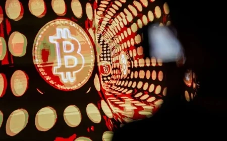 Bitcoin Drops Below $80,000 Amid Growing Crypto Decline