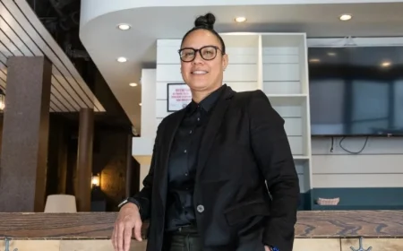 NU Alumna Launches Women’s Sports Bar Near Wrigley Field