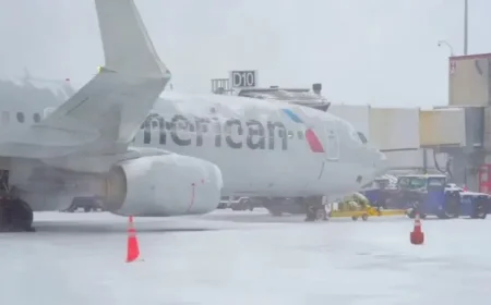 Heavy Snow Halts American Airlines Flights at Charlotte Airport
