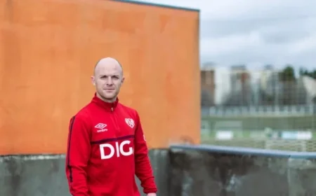 “Ignore Social Media Buzz: Manage Information Wisely”