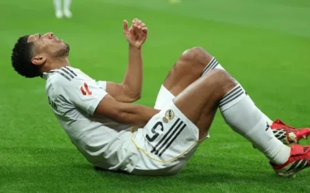 Jude Bellingham Suffers Injury in Real Madrid vs Rayo Vallecano Match